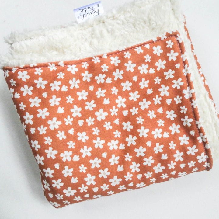 Organic Cotton Sherpa Blanket - Daisy Rust - Baby Gift - Neutral - Baby Shower Gift - Nursery Decor - Crib or Stroller Blanket - Aussie Made